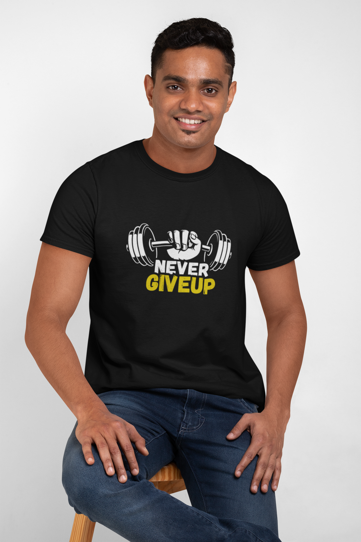 Never Give-Up (Unisex T-Shirt)